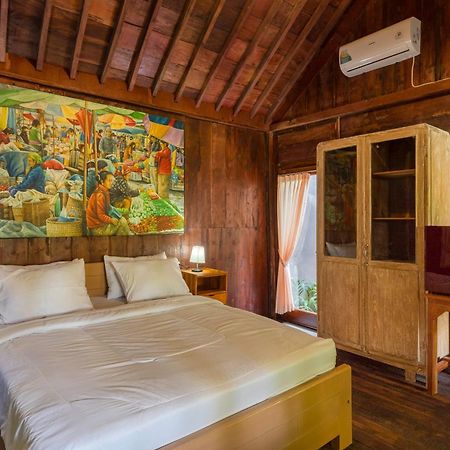 Tahlia'S Villa Sorongjukung Exteriér fotografie