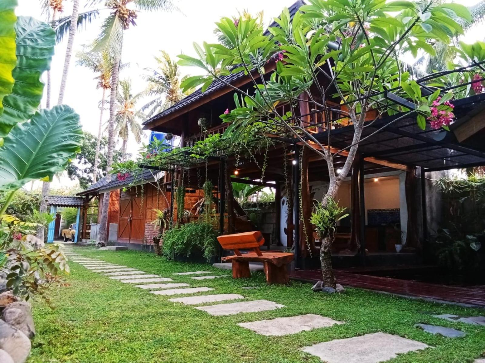 Tahlia'S Villa Sorongjukung Exteriér fotografie