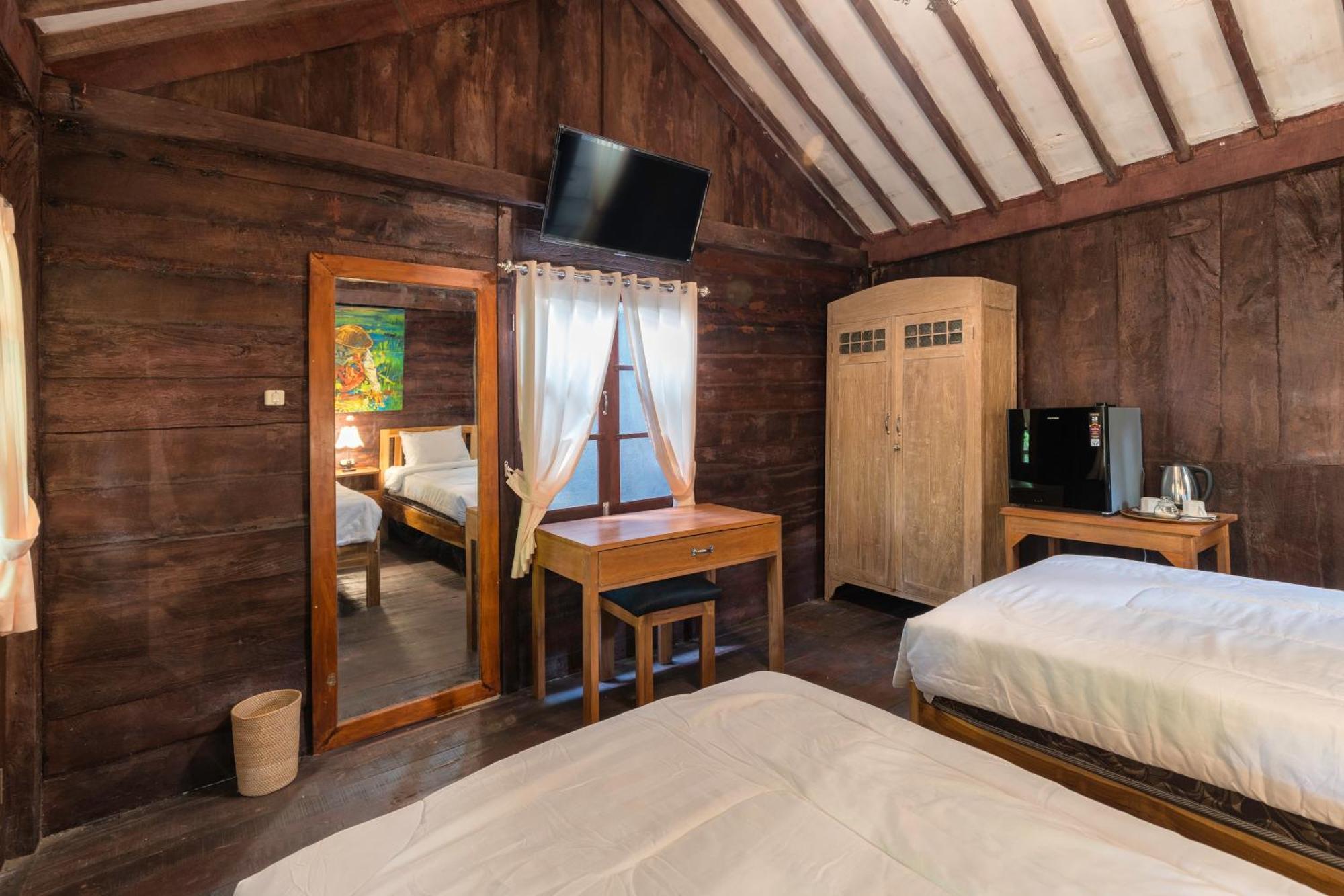 Tahlia'S Villa Sorongjukung Exteriér fotografie