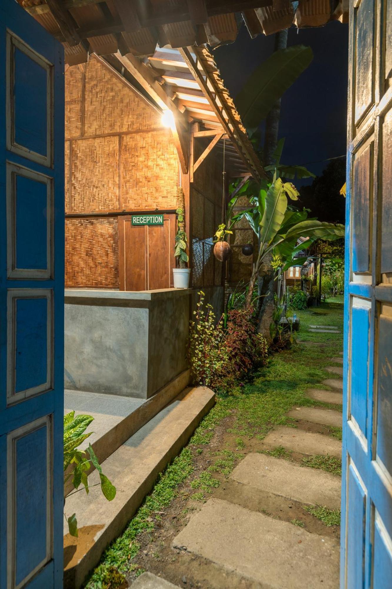 Tahlia'S Villa Sorongjukung Exteriér fotografie