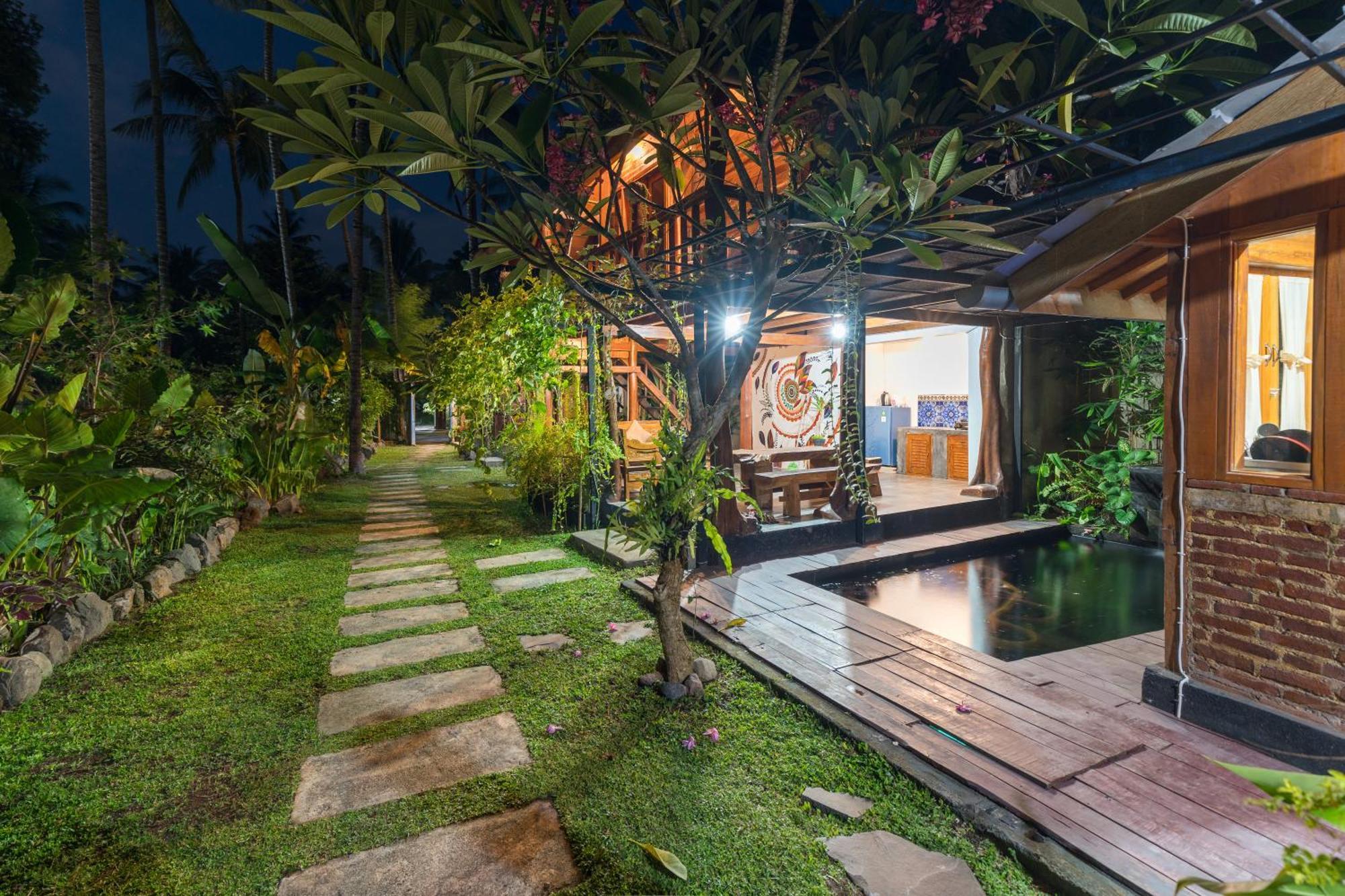 Tahlia'S Villa Sorongjukung Exteriér fotografie