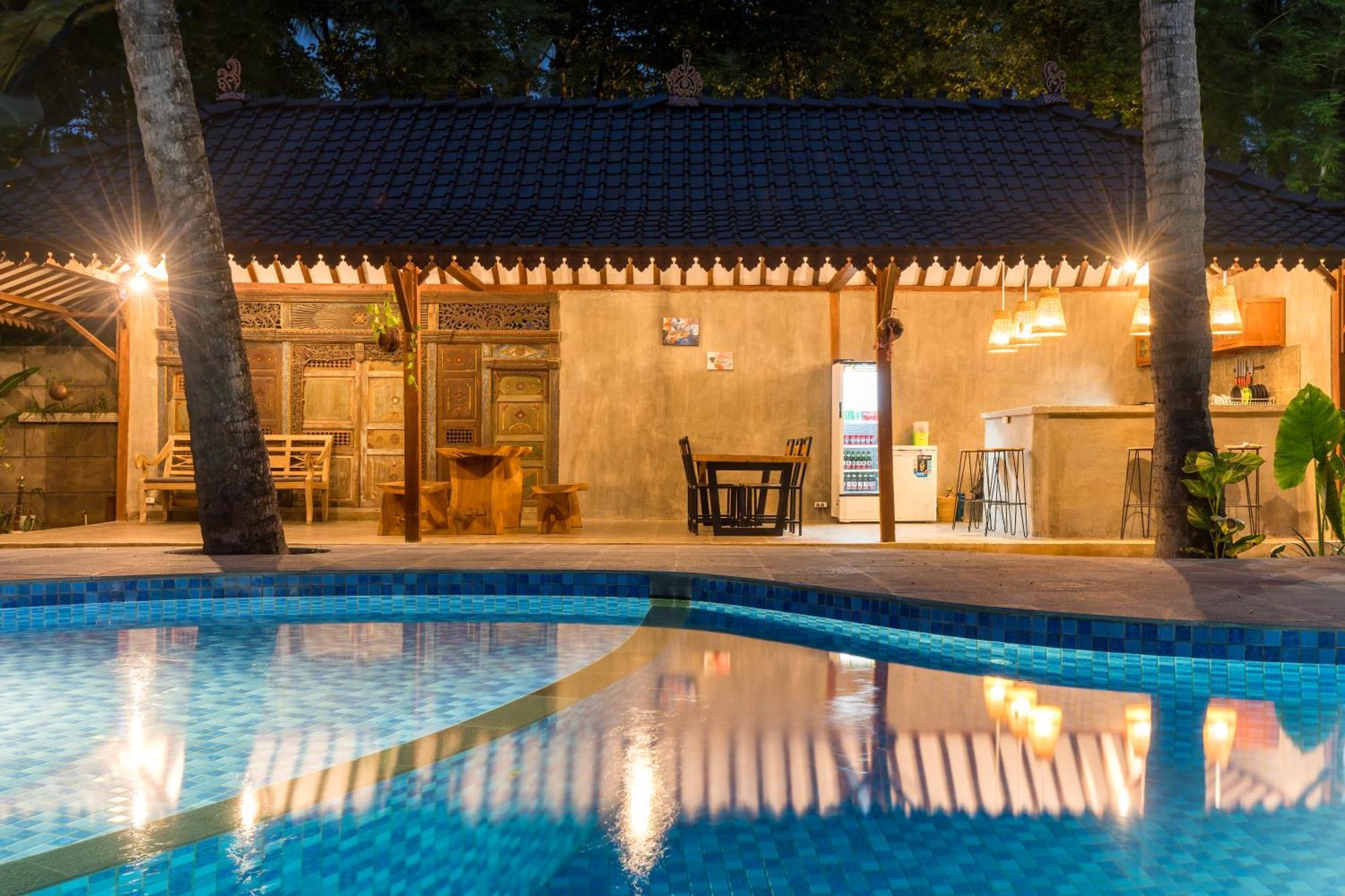 Tahlia'S Villa Sorongjukung Exteriér fotografie