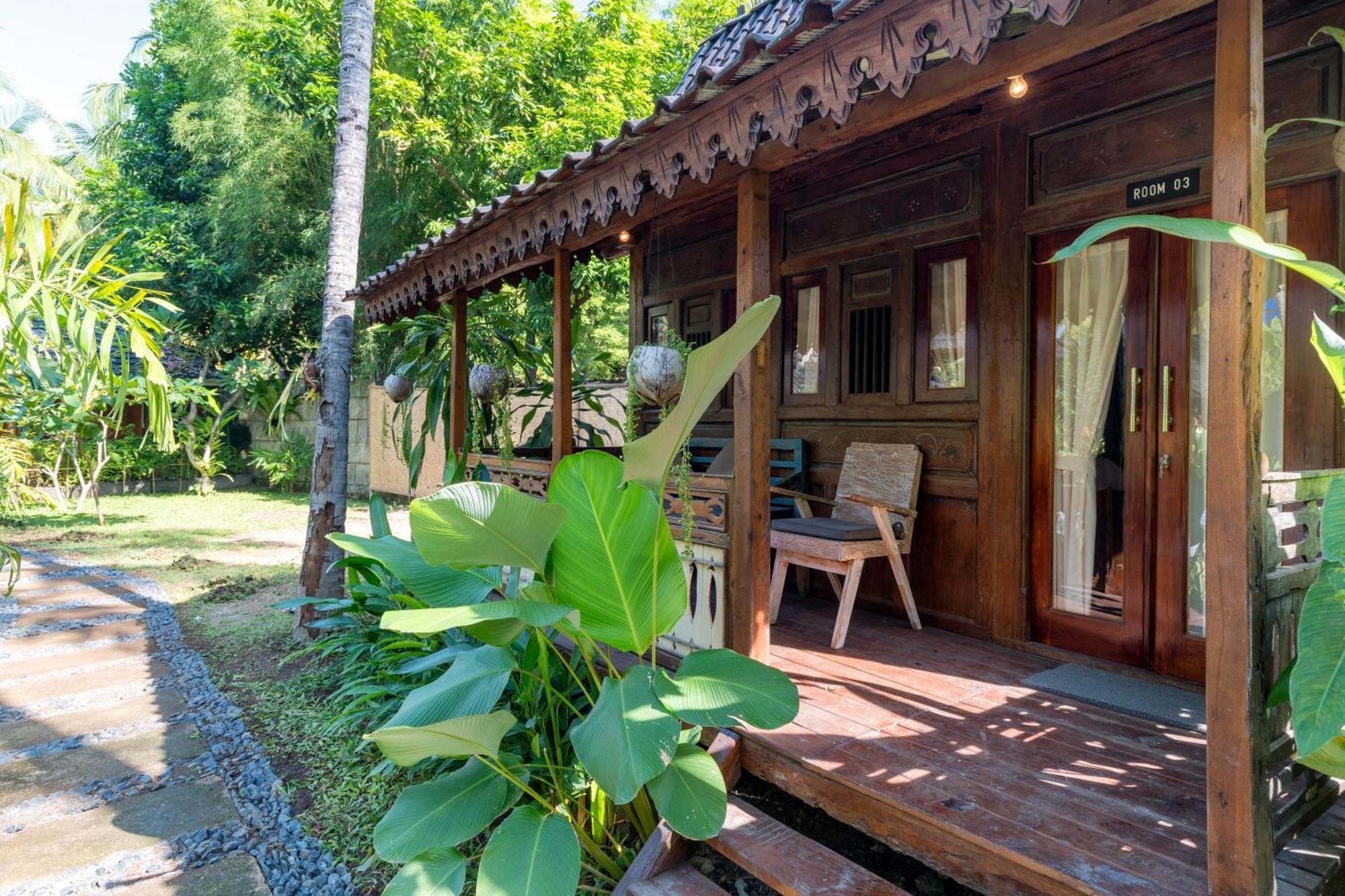 Tahlia'S Villa Sorongjukung Exteriér fotografie